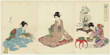 日本 Painting - 花を生ける女性たちのグループ 豊原周信